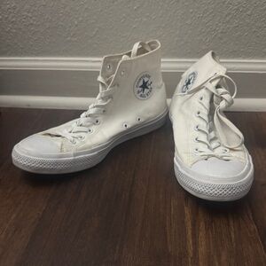 Converse Classic White High-Tops